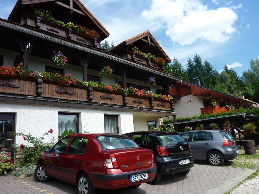 Pension Pretty Гаррахов Экстерьер фото